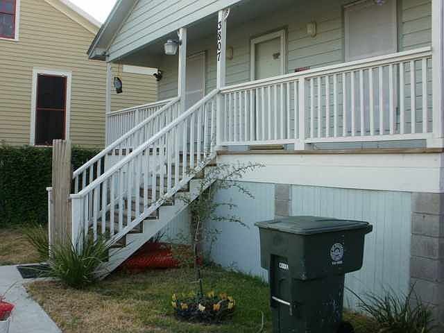 1st image of 3807 Winnie St
