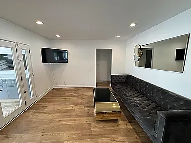 5327 Willis Ave — Photo 3