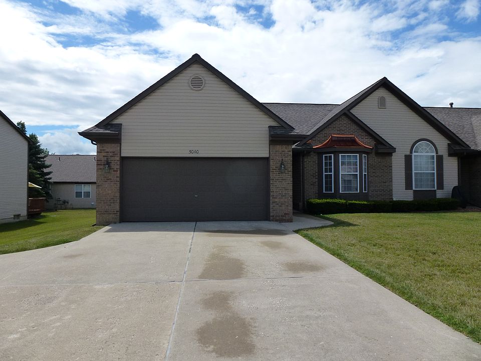 1st image of 5040 Sandalwood Dr
