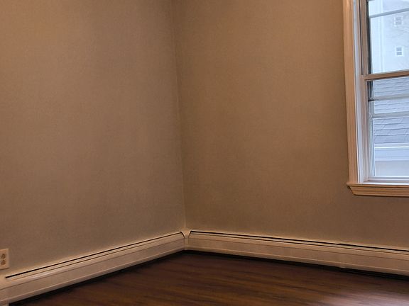 4th image of 212-218 Lowell Streetunit #2W