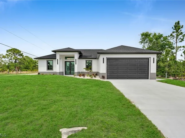 2804 10th St W, Lehigh Acres, FL 33971