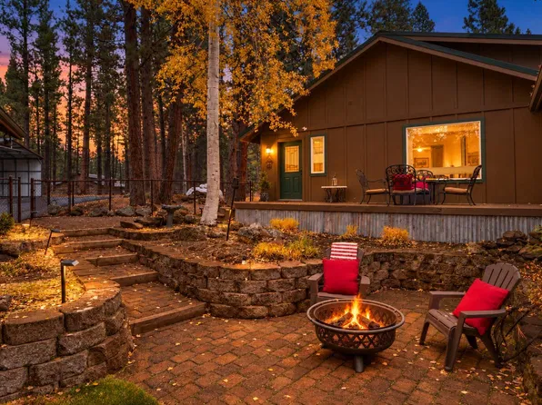 54975 Forest Ln, Bend, OR 97707