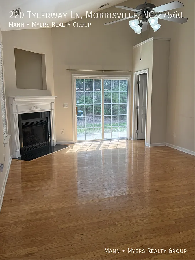 3 bds -2,5 baths coming soon! — Photo 2