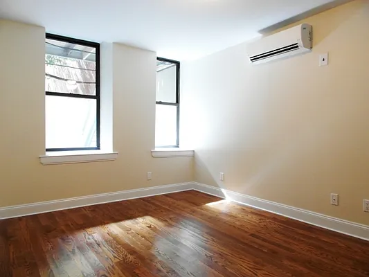Rented by Citi Habitats | media 10