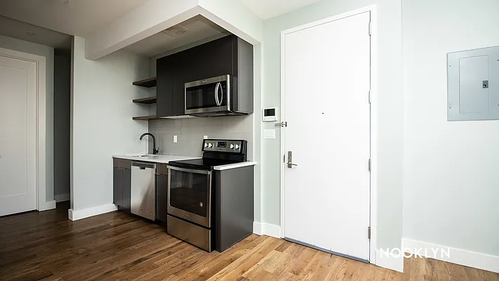Rented by Nooklyn NYC LLC | media 65