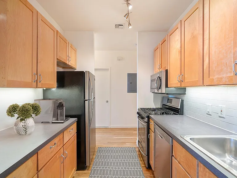 Park Foundry - Two Bedroom Kitchen - A Line