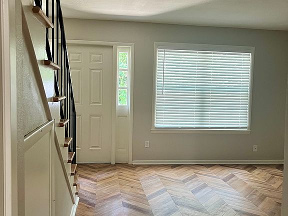 2nd image of 1405 Williams St APT 1