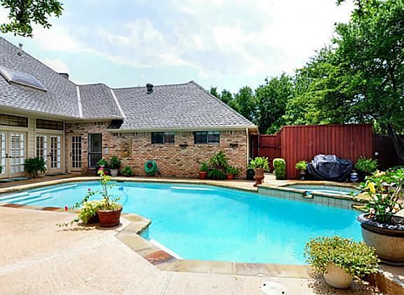 4th image of 5627 Covehaven Dr