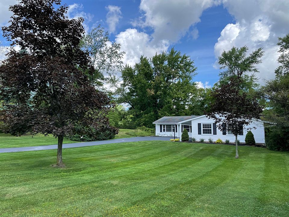 1st image of 30499 Brookwood Dr