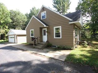 5645 Lake End Rd, Rhinelander, WI 54501