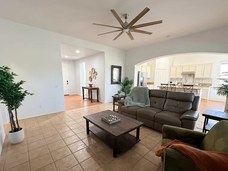 82686 Castleton Dr — Photo 1
