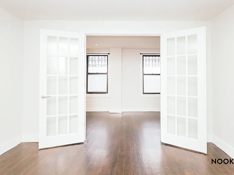 72 Maujer St #1A — Photo 2