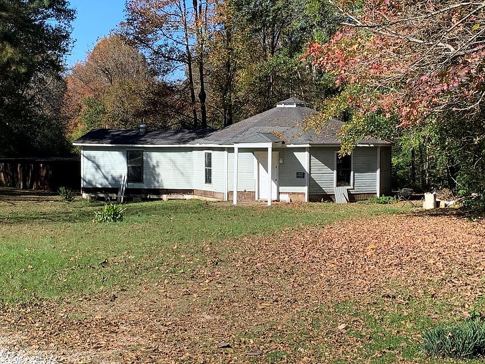 2nd image of 239 Janice Dr