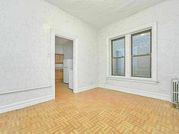 2nd image of 2018 5th Ave #C20