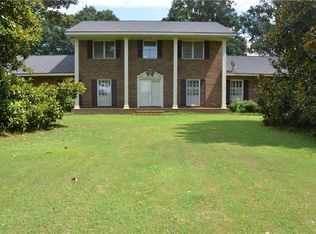 862 Fairplay Dr, Social Circle, GA 30025