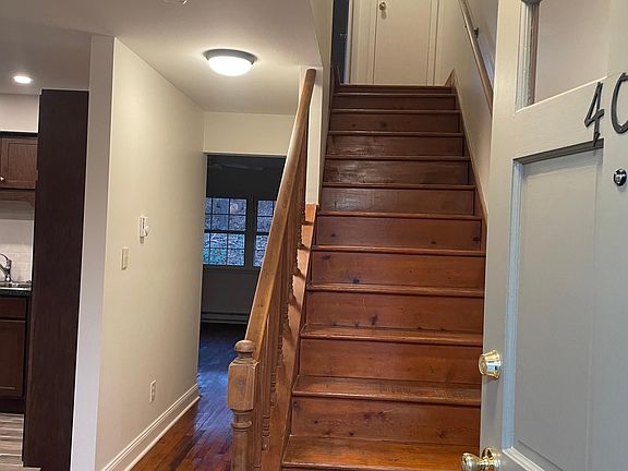 Entry & Stairs