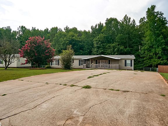 2nd image of 18 Kentwood Ln