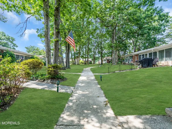 534 Dartmoor Court #D, Lakewood, NJ 08701