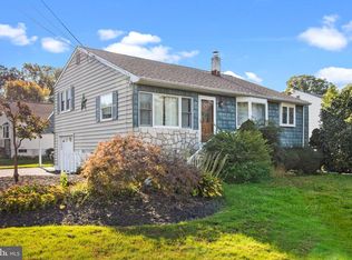 513 Norwood Ave, Warminster, PA 18974