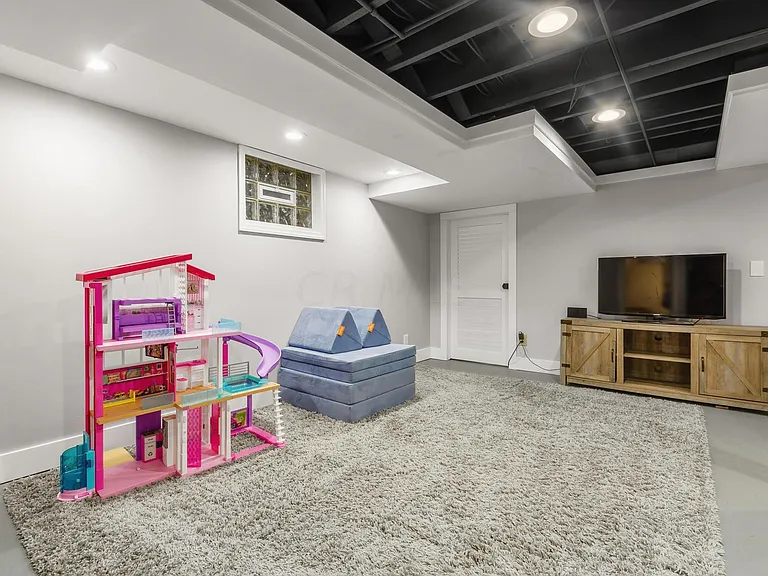 3337 Leighton Rd — Photo 33