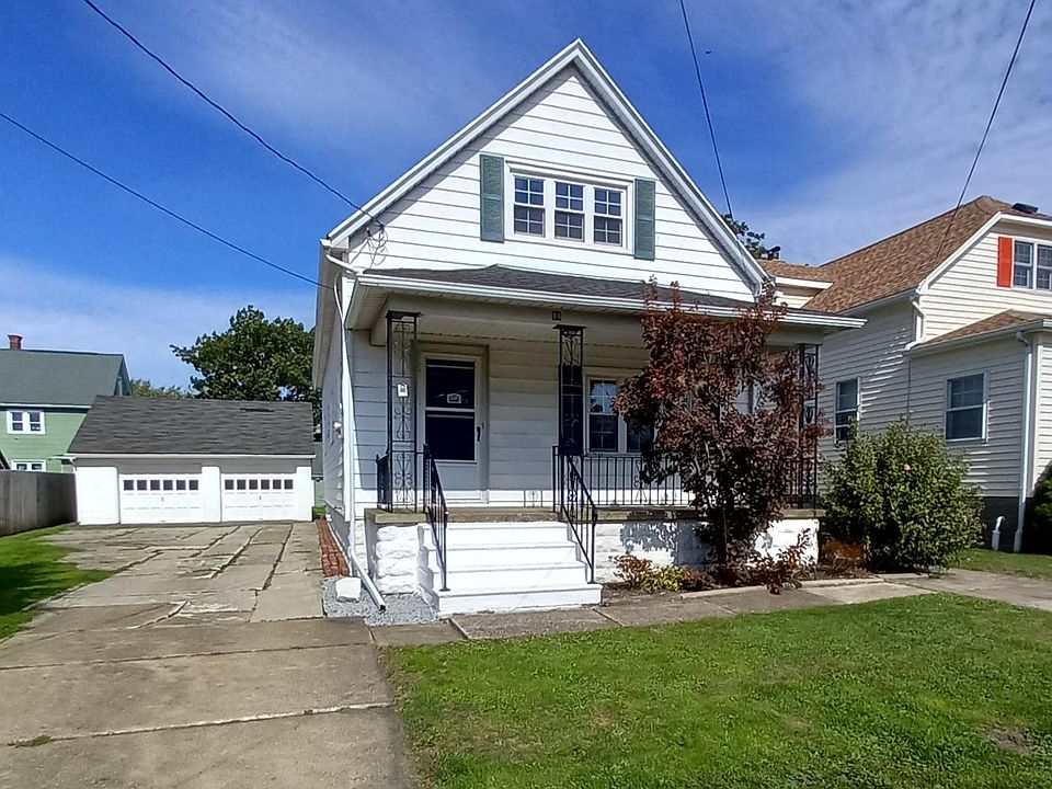 1st image of 84 Gibbons St
