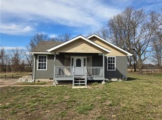 1801 W Main St, Weir, KS 66781