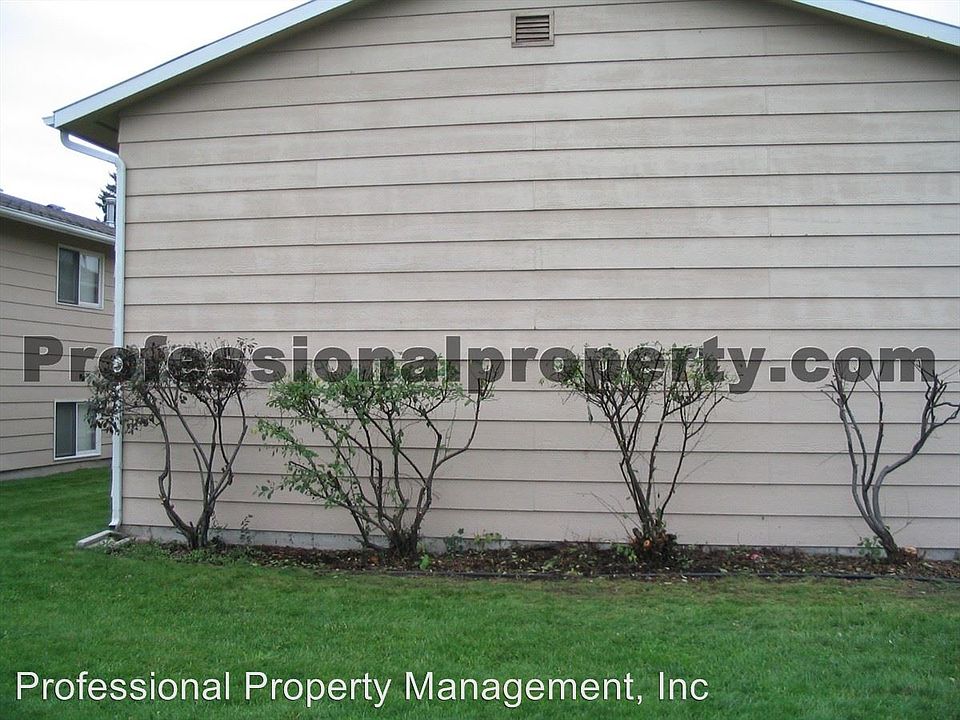2nd image of 2318 Livingston Ave APT 3
