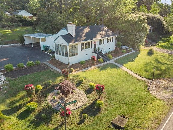 4th image of 9022 Farmington Dr