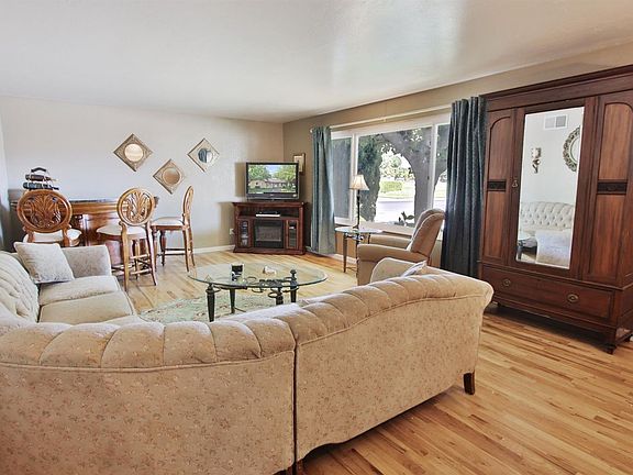 5th image of 2224 Capell Dr