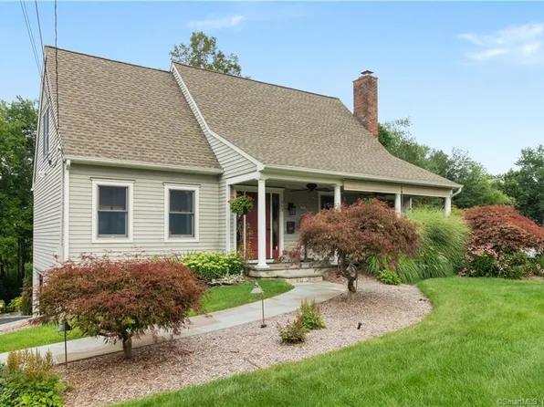 563 Southford Road, Middlebury, CT 06762