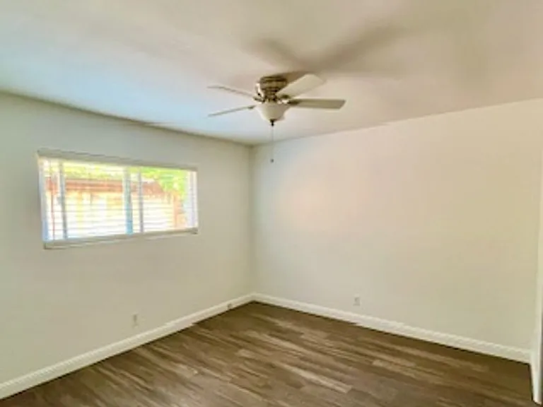 4822-4826 Cypress St — Photo 11