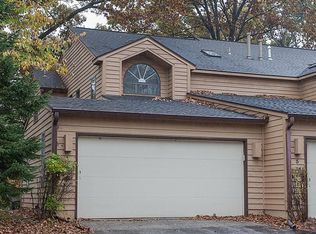 755 E Post Rd SE APT 1, Cedar Rapids, IA 52403