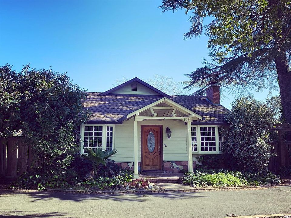1st image of 1098 1st Ave