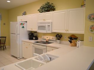 8239 Parkstone Pl APT 103, Naples, FL 34120