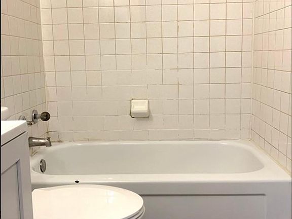 2nd image of 1603 Overdene Ave Unit 8
