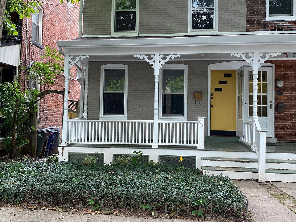 Charming North Union Street location