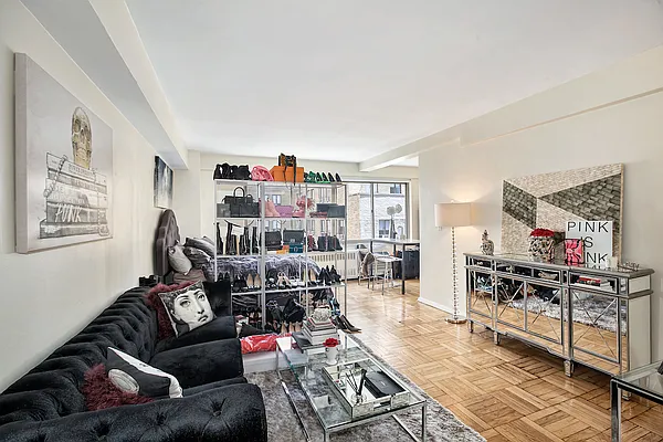 Sold by Compass | media 9