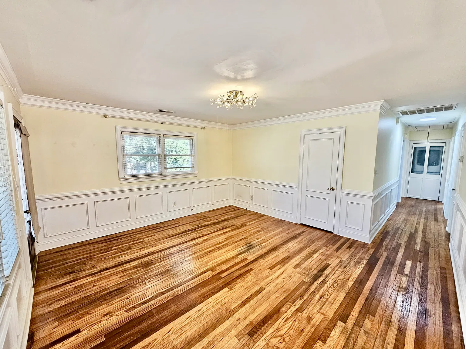 3 bed, 1500 sqft, $2,100 — Photo 2