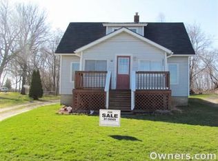 15 Baxter St, Chazy, NY 12921