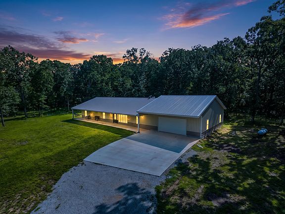 3rd image of 2335 E 485th Road