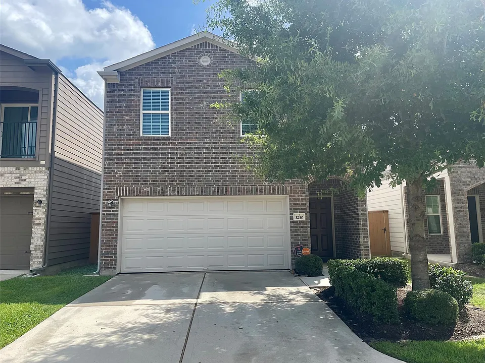 3230 Harmony Creek Ln