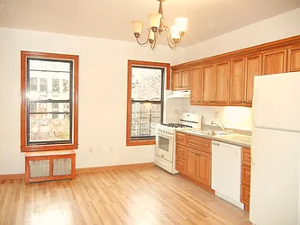 Rented by Brooklyn Heights Real Estate Inc