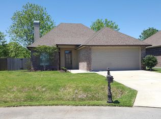 113 Glen Arbor Dr, Broussard, LA 70518