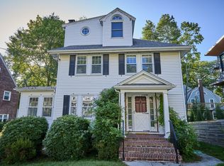 9 Princeton St, Newton, MA 02458