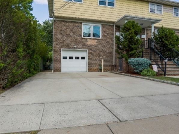 210 Walnut St