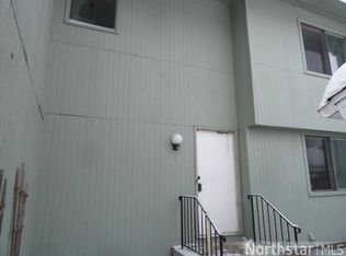 144 Canabury Ct, Little Canada, MN 55117