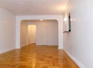2710 Webb Ave APT 2F, Bronx, NY 10468