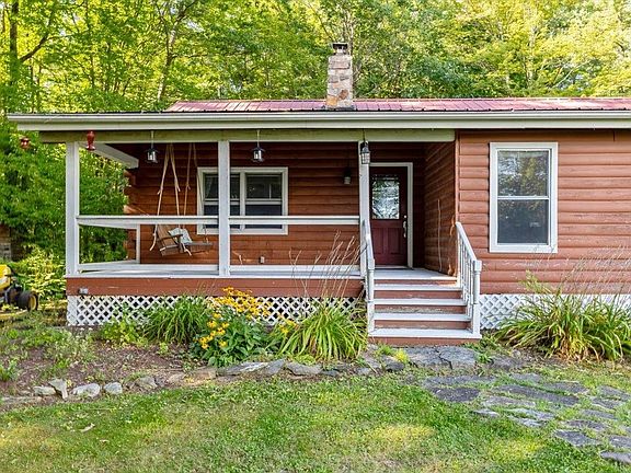 3rd image of 451 Dunton Road