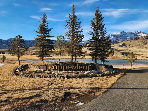 53 Big Creek Dr #60, Cody, WY 82414
