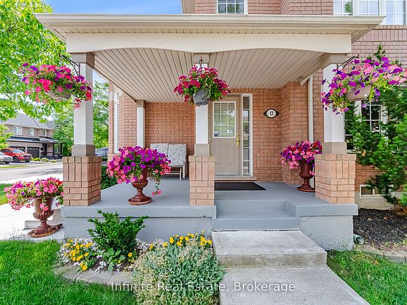 3rd image of 17 Mistybrook Cres